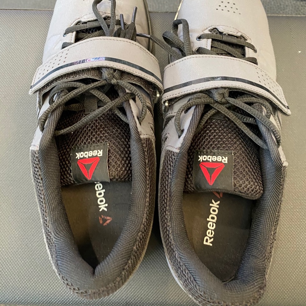 Men’s Reebok power lifting sneakers